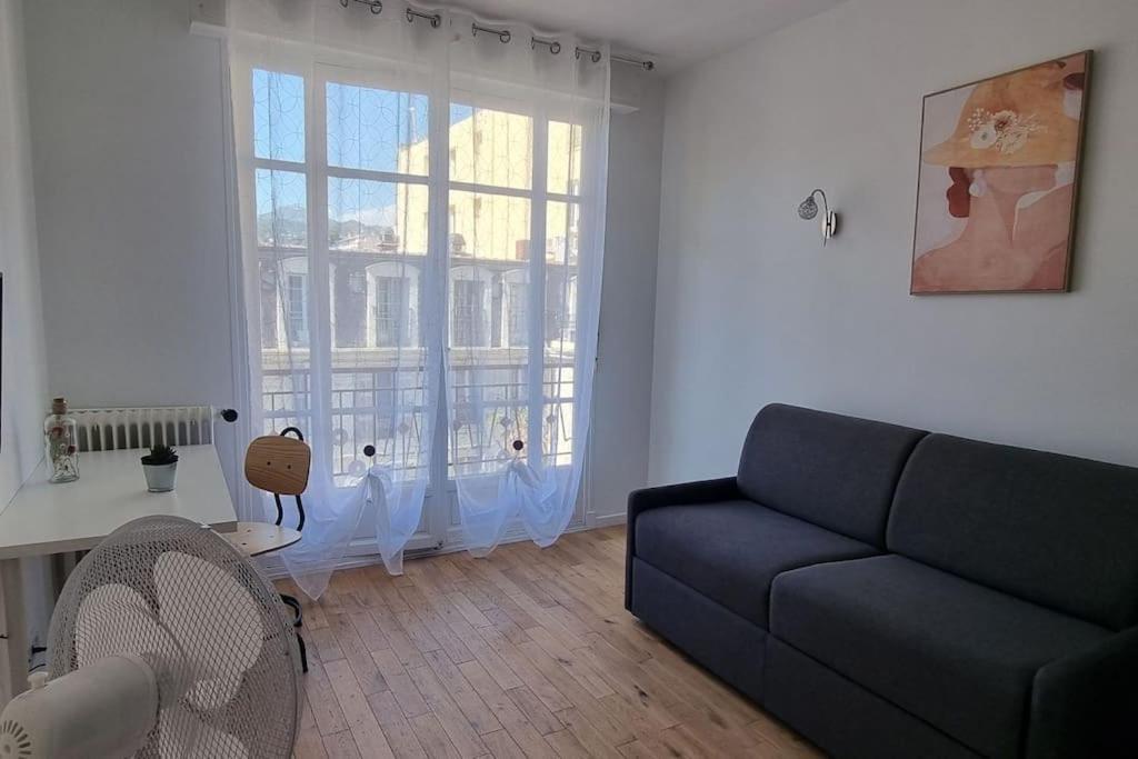 Appartamento Renove, Centre, Proche Commodites *